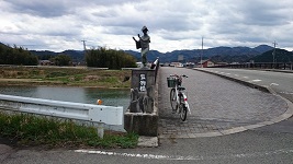 �������f�J���V���߂̊X�A�ĕ���