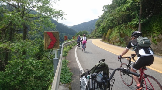 ���s�{�̉F���E�F���c���A���ꌧ�̐M�y�E�����E���c�`�T�C�N�����O